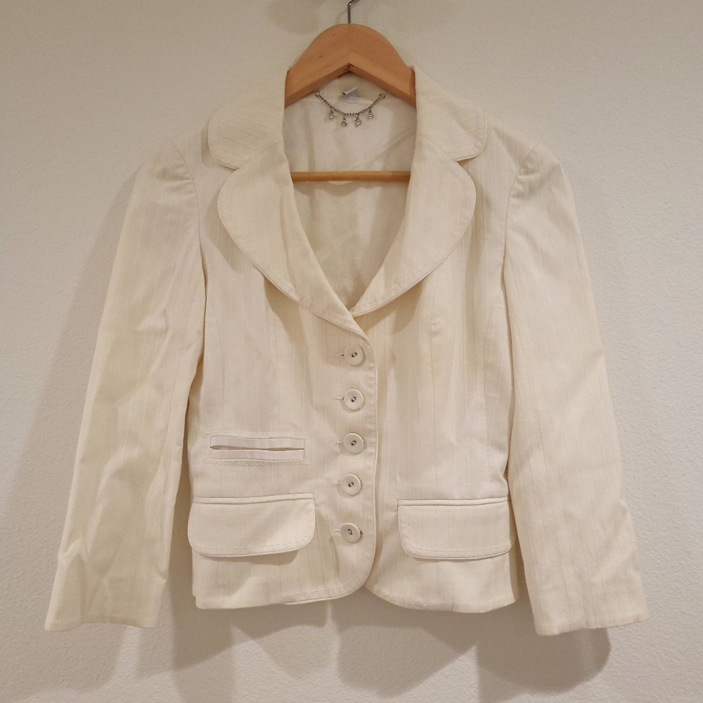 White Bebe Blazer in size 0.  Like new condition